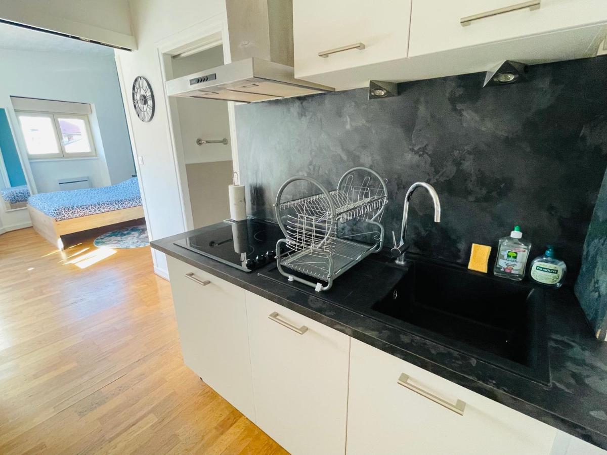 Sur Les Toits Verdunois Apartment Luaran gambar
